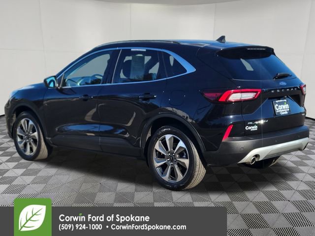 Certified 2025 Ford Escape Platinum image 3