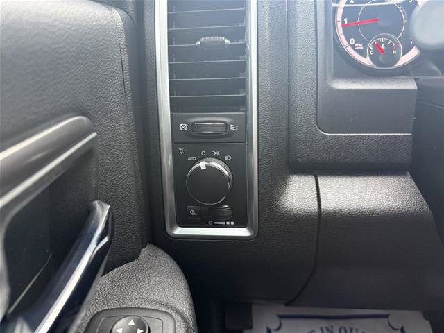 Used 2021 RAM 1500 Warlock AWD/4WD image 17