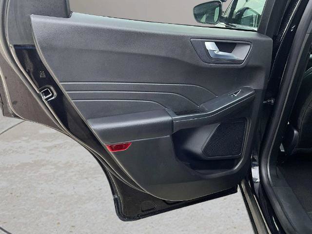 Certified 2024 Ford Escape Platinum AWD/4WD image 19