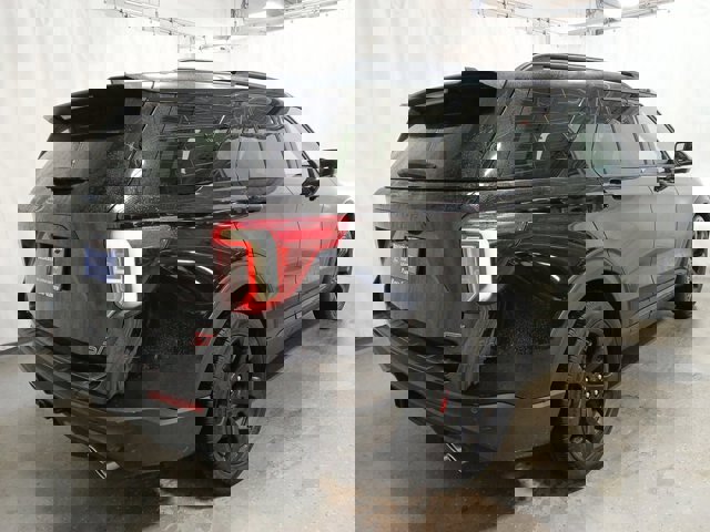 Certified 2022 Ford Explorer ST w/ Equipment Group 401A image 4