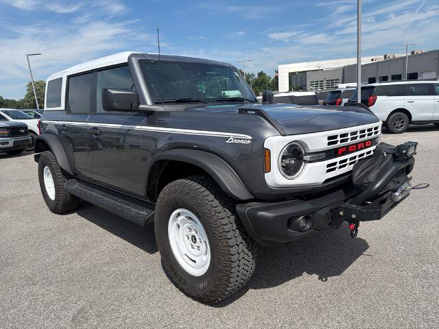 Certified 2025 Ford Bronco Heritage Edition AWD/4WD image 3