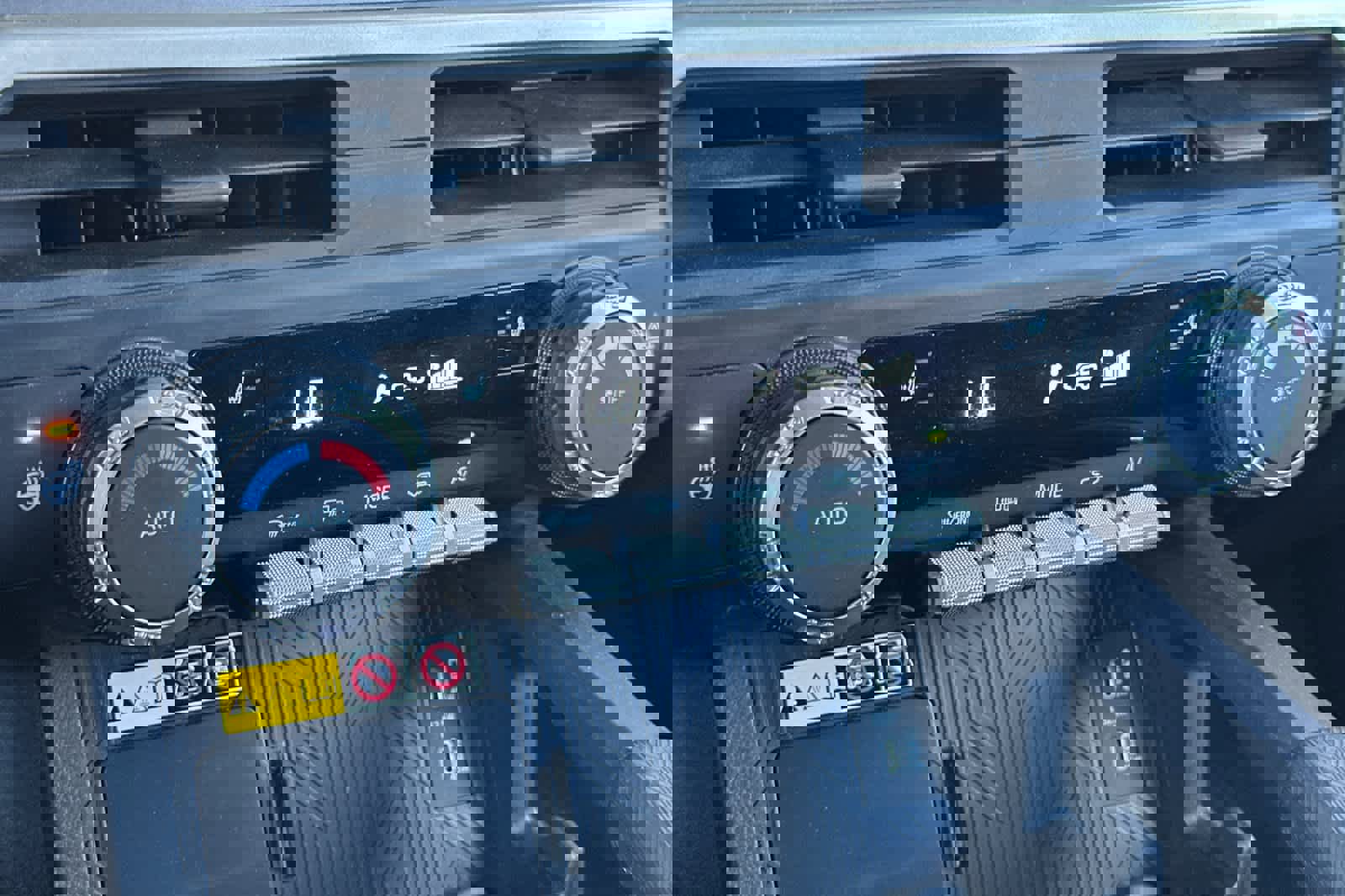 Used 2024 Toyota Tacoma SR5 image 19