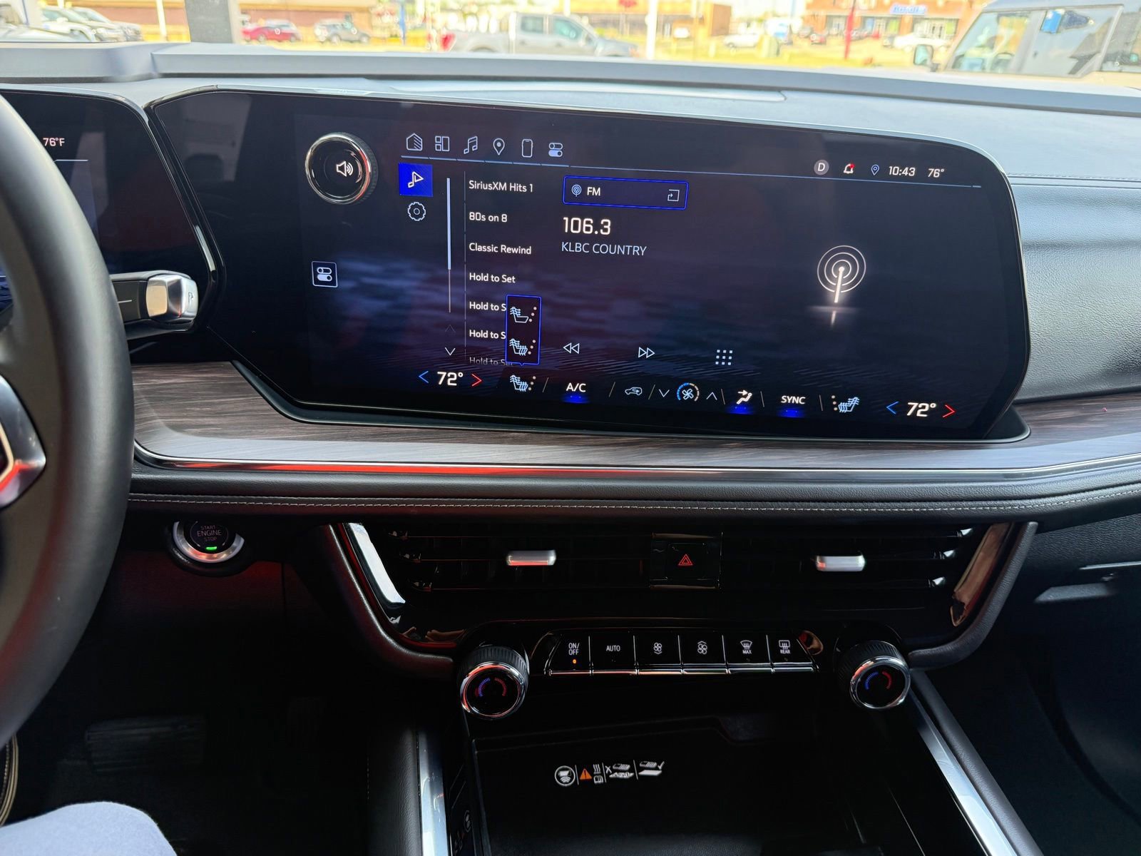 Used 2025 Chevrolet Tahoe LT image 15