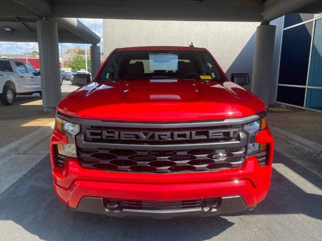 Used 2023 Chevrolet Silverado 1500 Custom w/ LPO, Dark Essentials Package RWD image 2