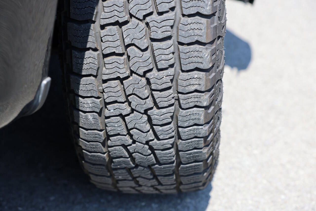 Certified 2022 Ford F150 XLT w/ Equipment Group 302A High image 33