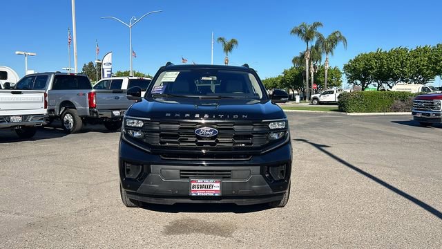 Certified 2025 Ford Expedition Active image 9