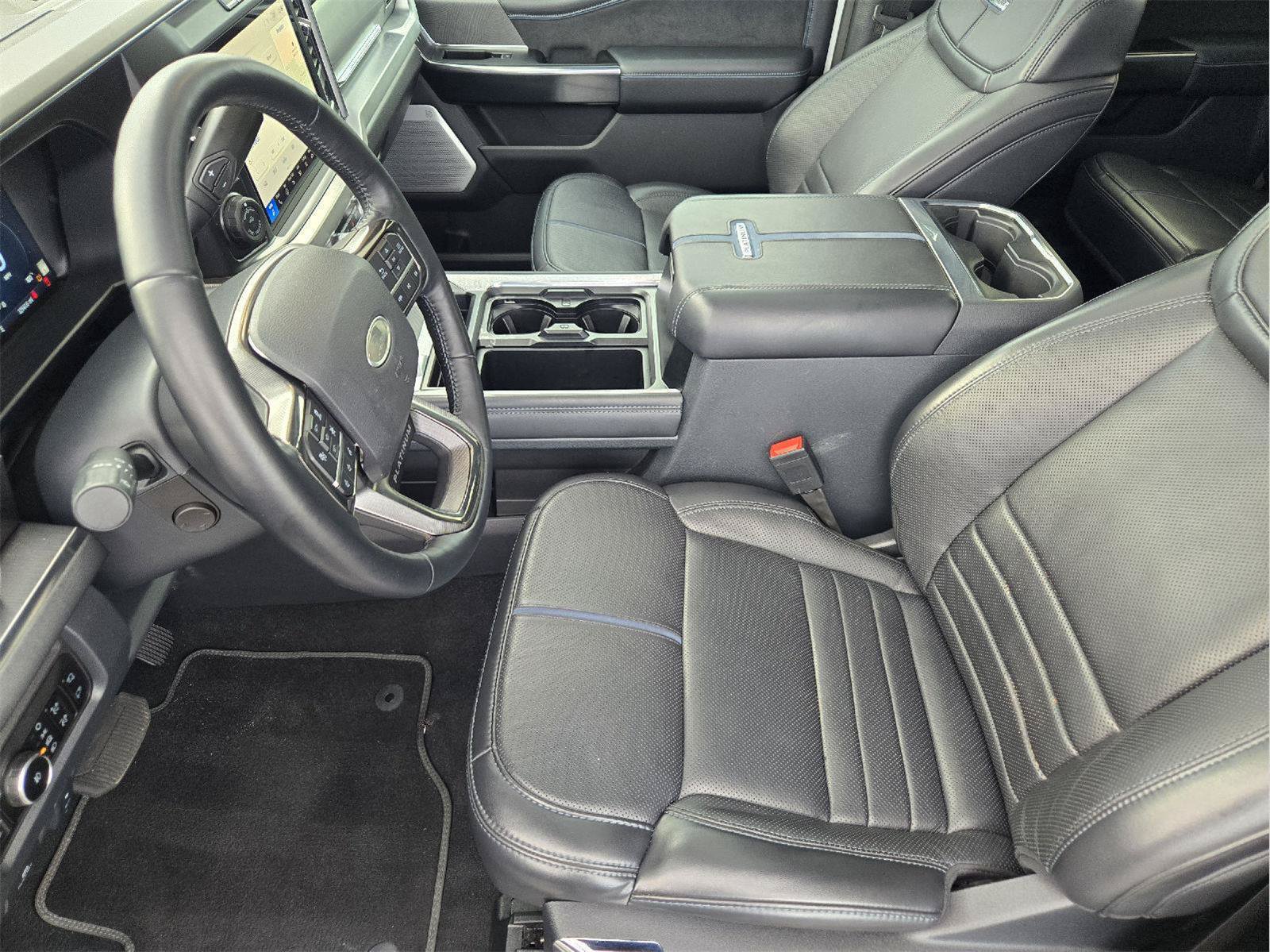 Certified 2025 Ford F350 Platinum w/ FX4 Off-Road Package AWD/4WD image 12