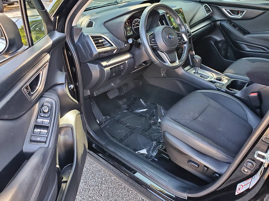 Used 2019 Subaru Forester Premium w/ All-Weather Package AWD/4WD image 11
