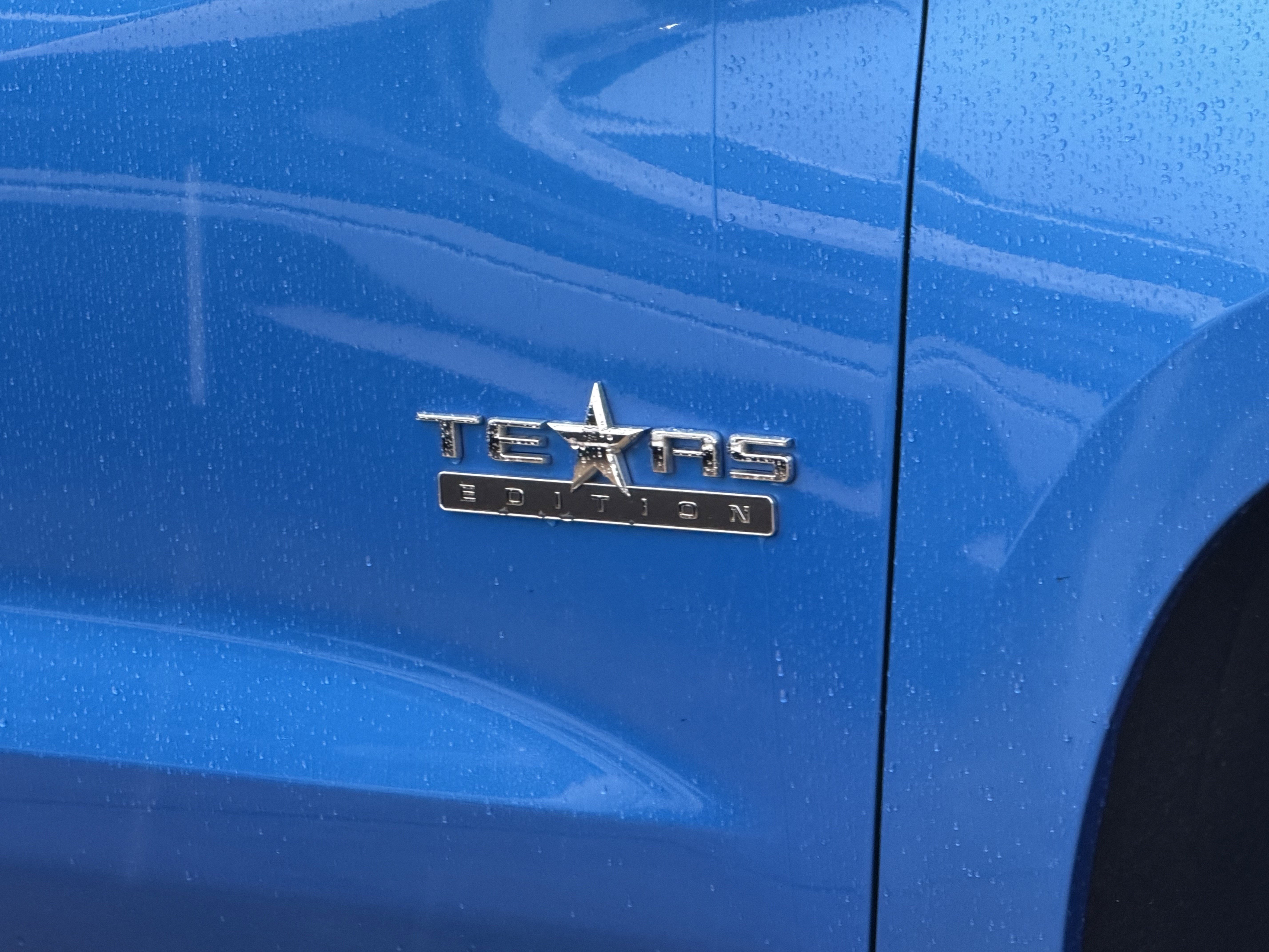 Used 2025 Chevrolet Silverado 1500 LT AWD/4WD image 6