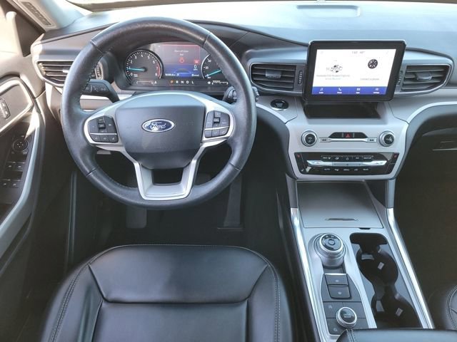 Certified 2024 Ford Explorer XLT w/ Equipment Group 202A image 11