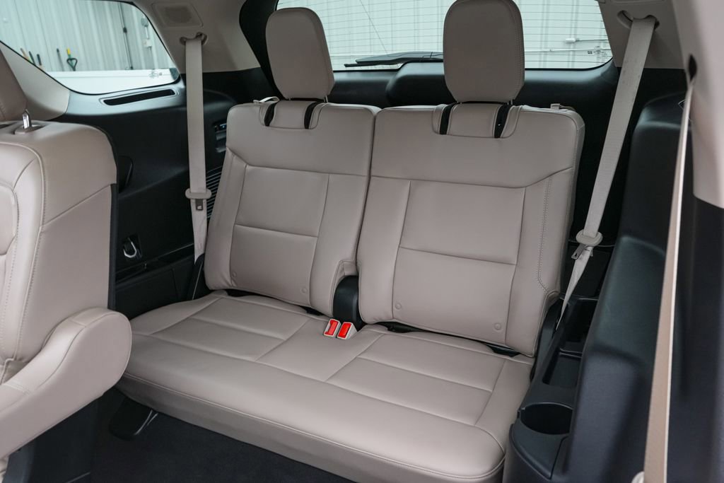 Certified 2023 Ford Explorer Limited w/ Limited Technology Package image 20
