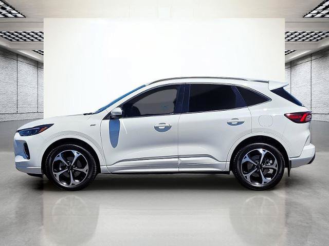 Certified 2023 Ford Escape ST-Line Elite AWD/4WD image 10