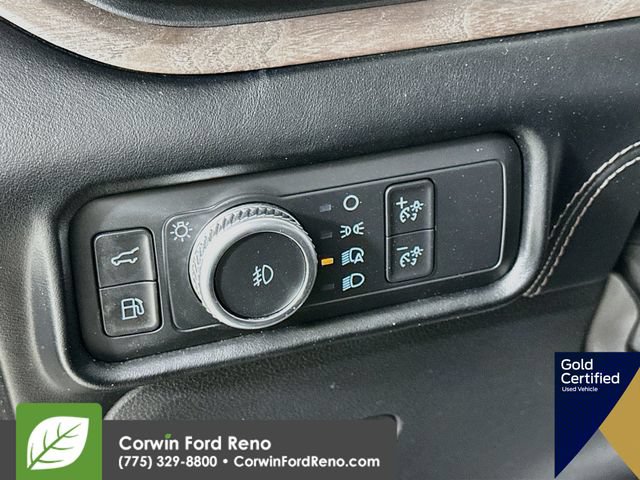 Certified 2022 Ford Explorer Platinum w/ Technology Package AWD/4WD image 14