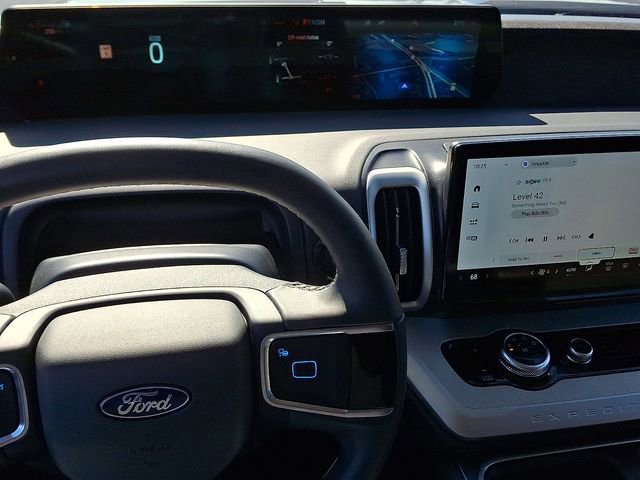 Certified 2025 Ford Expedition Max Active image 25