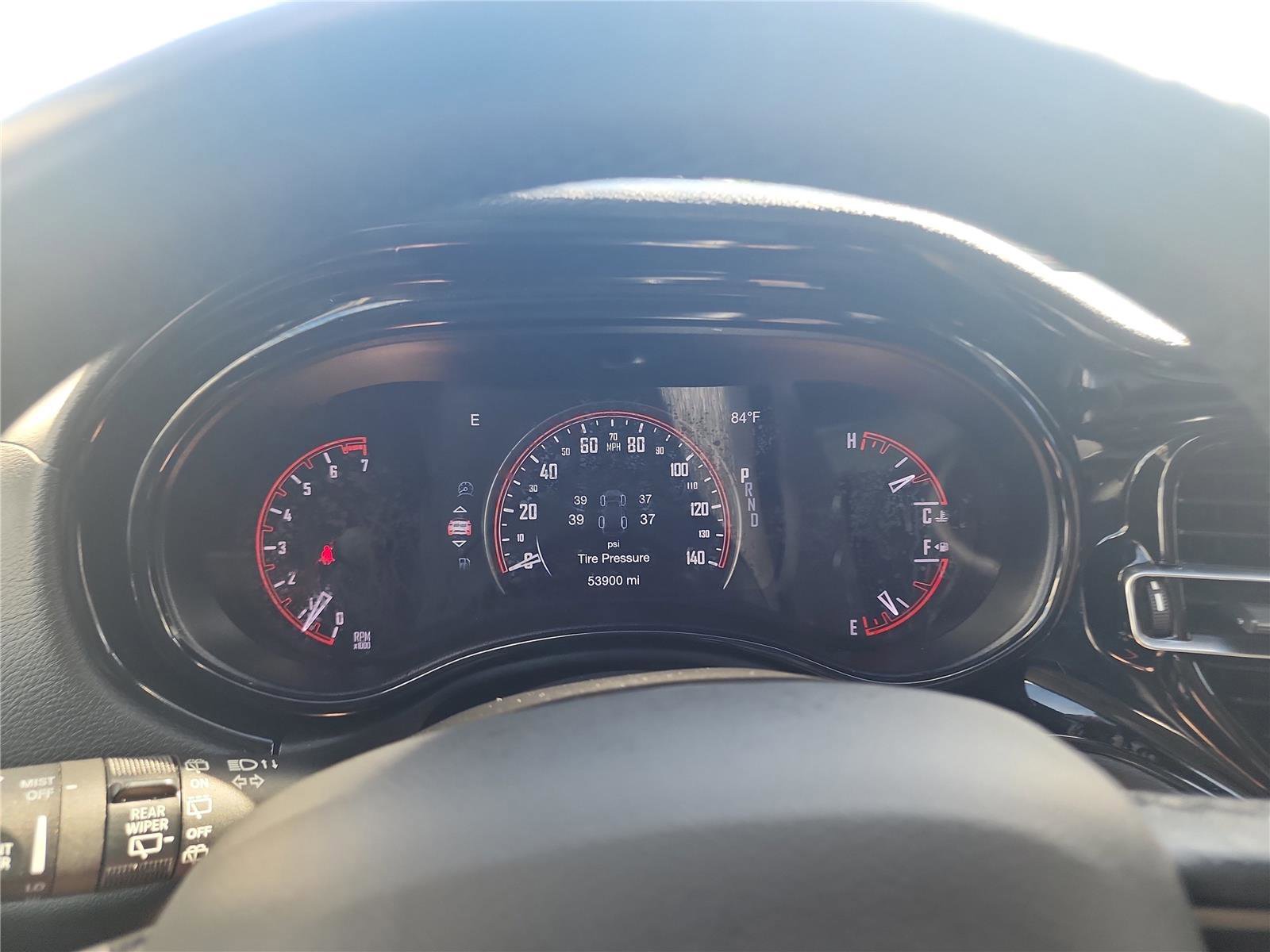 Used 2021 Dodge Durango SXT image 34