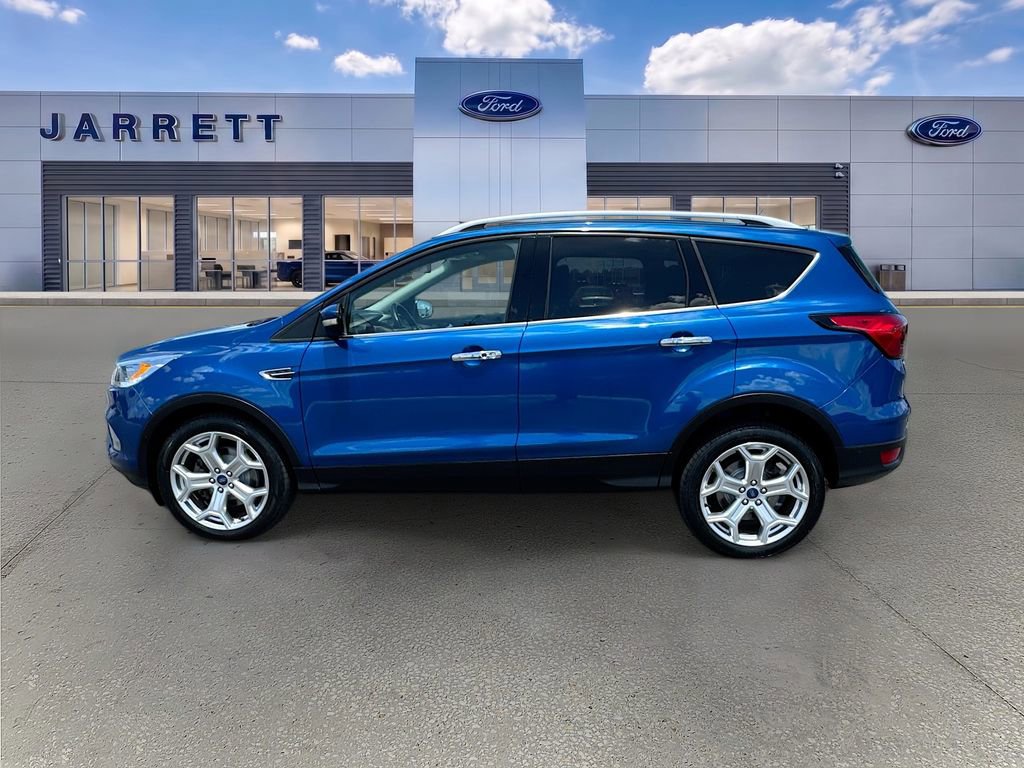 Certified 2019 Ford Escape Titanium FWD image 4