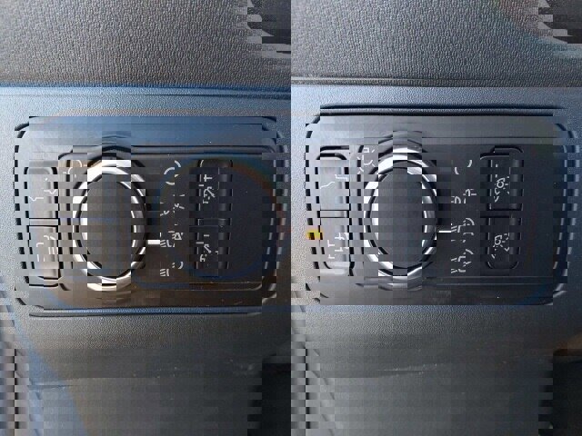 Certified 2024 Ford Maverick XLT w/ XLT Luxury Package image 22