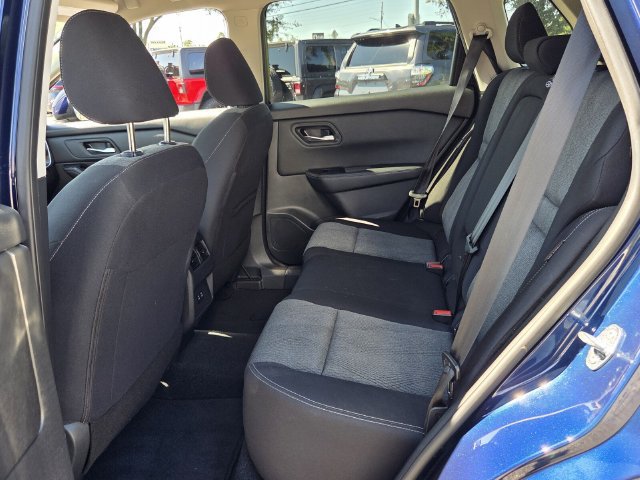 Used 2026 Nissan Rogue SV FWD image 13