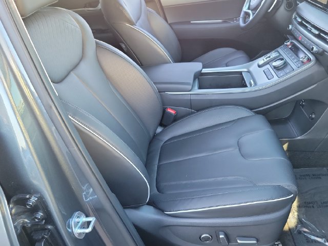 Used 2023 Hyundai Palisade SEL w/ Cargo Package FWD image 17