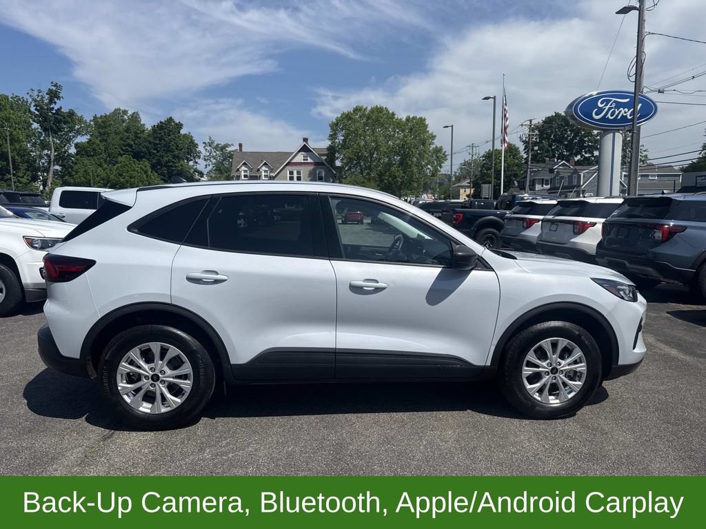 Certified 2025 Ford Escape Active AWD/4WD image 9
