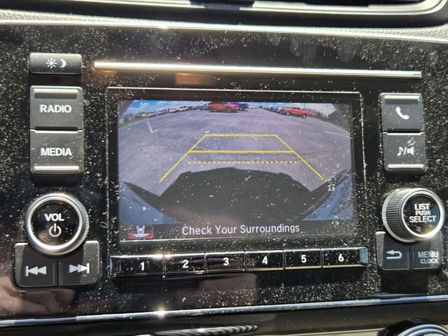 Used 2020 Honda CR-V LX image 21