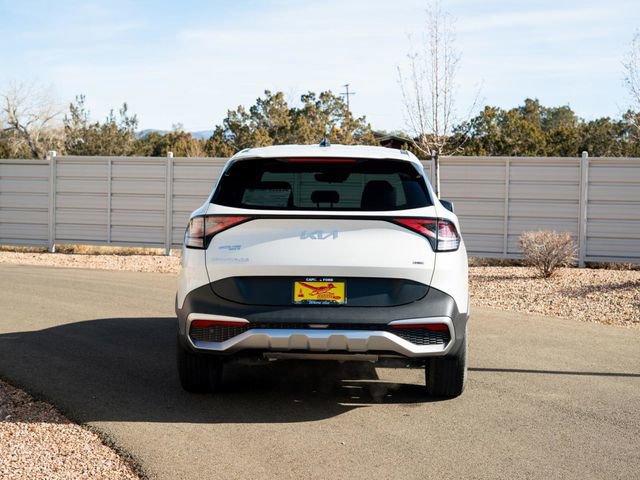 Used 2023 Kia Sportage LX image 5