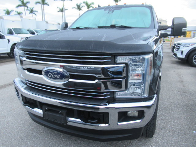 Certified 2019 Ford F250 Lariat w/ Lariat Ultimate Package AWD/4WD image 2