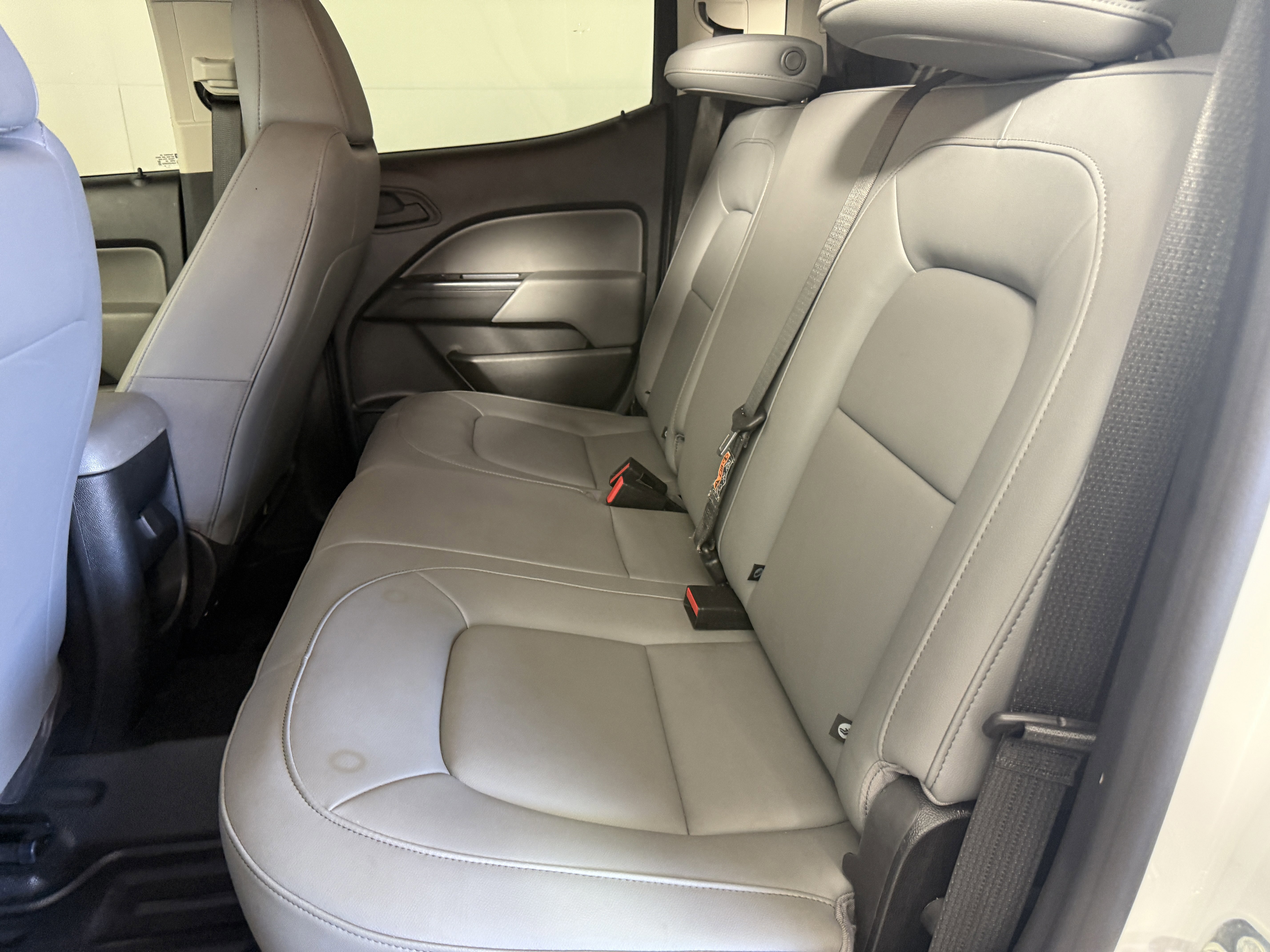 Used 2020 Chevrolet Colorado W/T w/ WT Convenience Package image 14