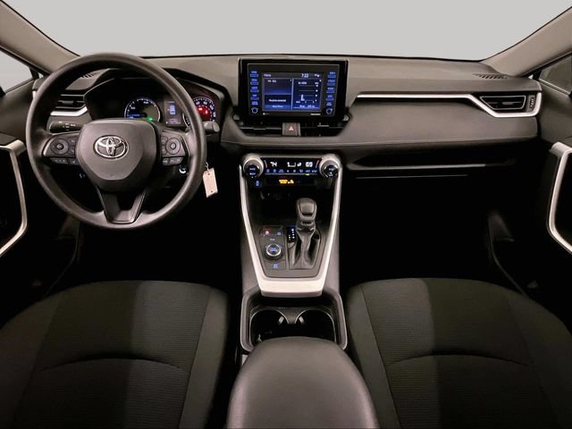 Used 2021 Toyota RAV4 LE AWD/4WD image 14