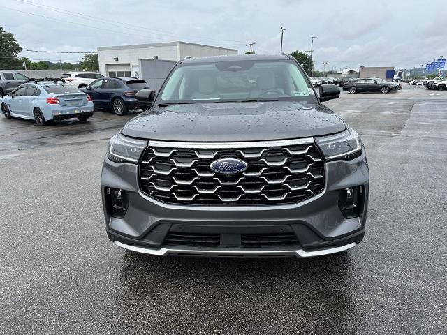 Certified 2025 Ford Explorer Platinum w/ Ultimate Package AWD/4WD image 2