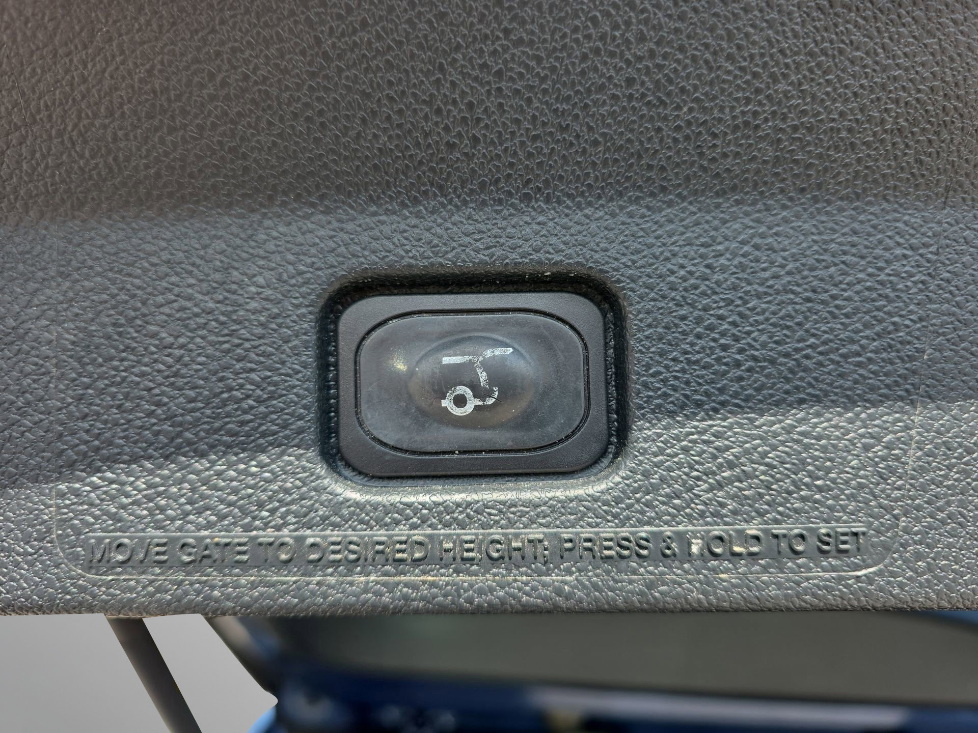 Certified 2018 Ford Explorer XLT w/ Equipment Group 202A image 59