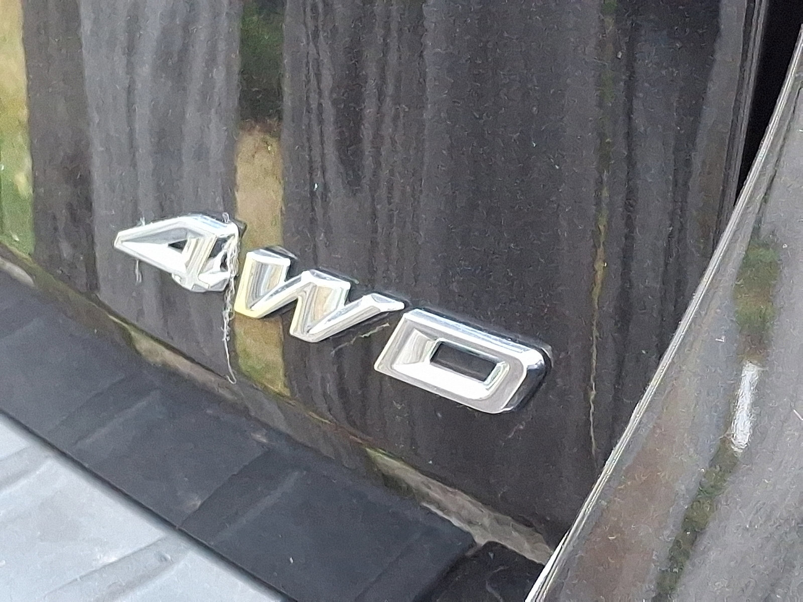 Certified 2022 Ford Explorer XLT image 4