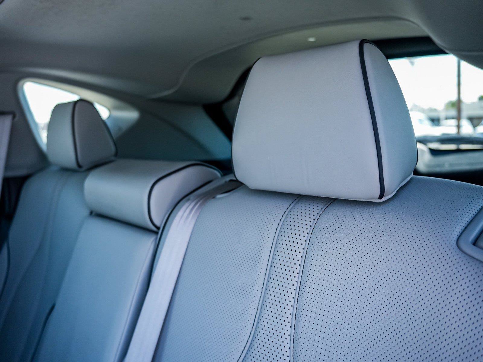 Used 2019 Acura RDX w/ Advance Package FWD image 26