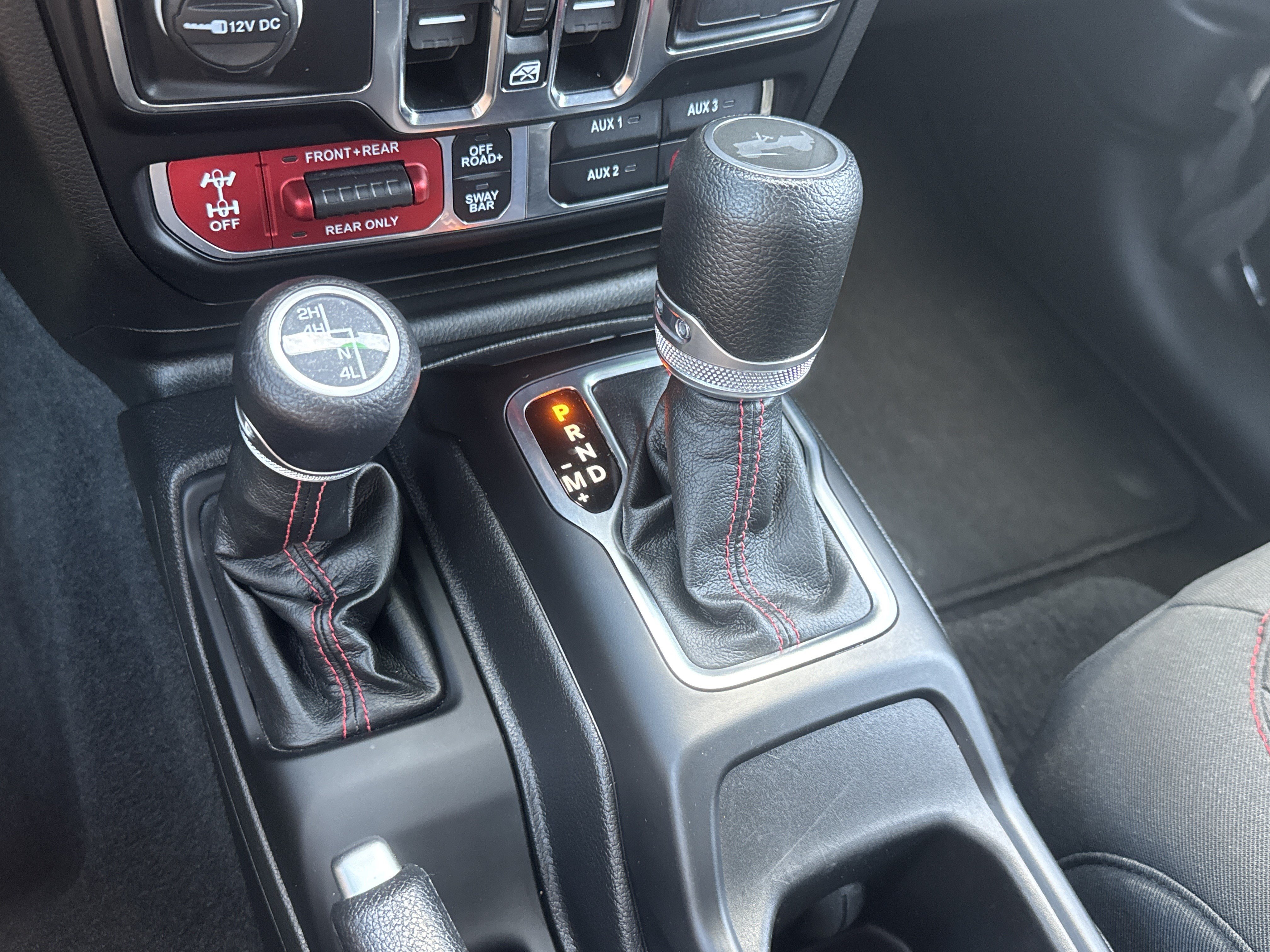 Used 2023 Jeep Wrangler Unlimited Rubicon AWD/4WD image 22