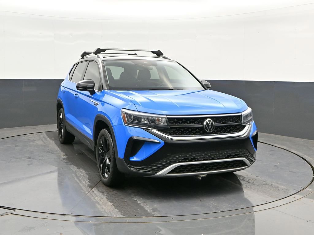 Used 2024 Volkswagen Taos SE w/ Panoramic Sunroof Package image 22