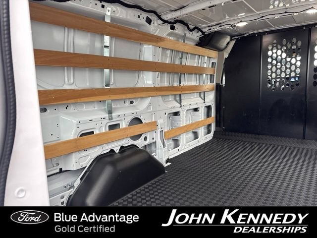 Certified 2025 Ford Transit 250 Low Roof w/ Exterior Upgrade Package RWD image 31