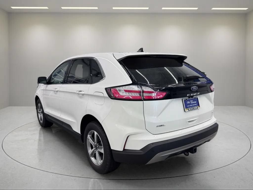 Certified 2024 Ford Edge SEL w/ Convenience Package AWD/4WD image 6