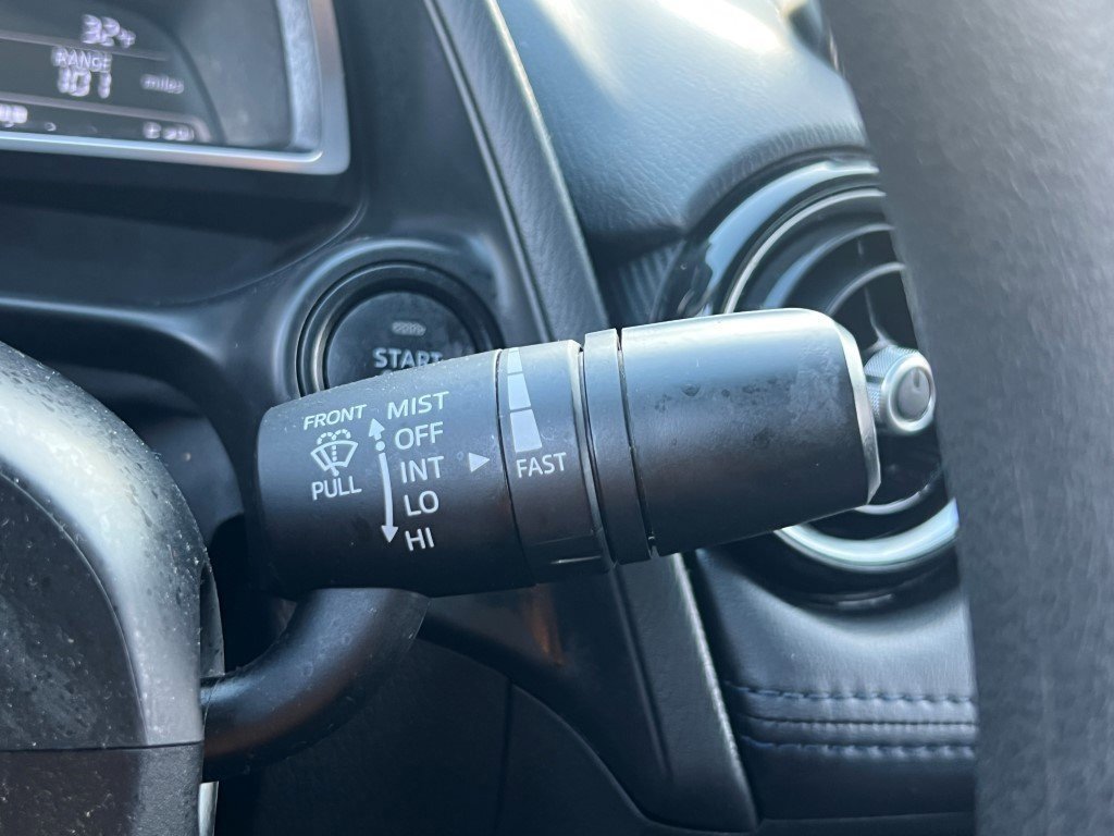 Used 2018 Toyota Yaris iA image 25