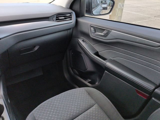 Certified 2024 Ford Escape Active FWD image 17