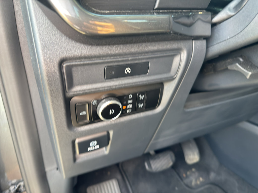 Certified 2025 Ford F150 STX w/ LOBO Package AWD/4WD image 11