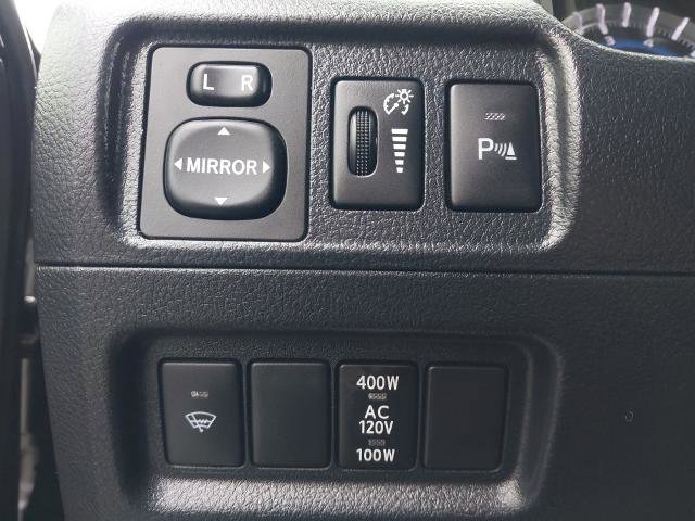 Used 2017 Toyota 4Runner Limited AWD/4WD image 16