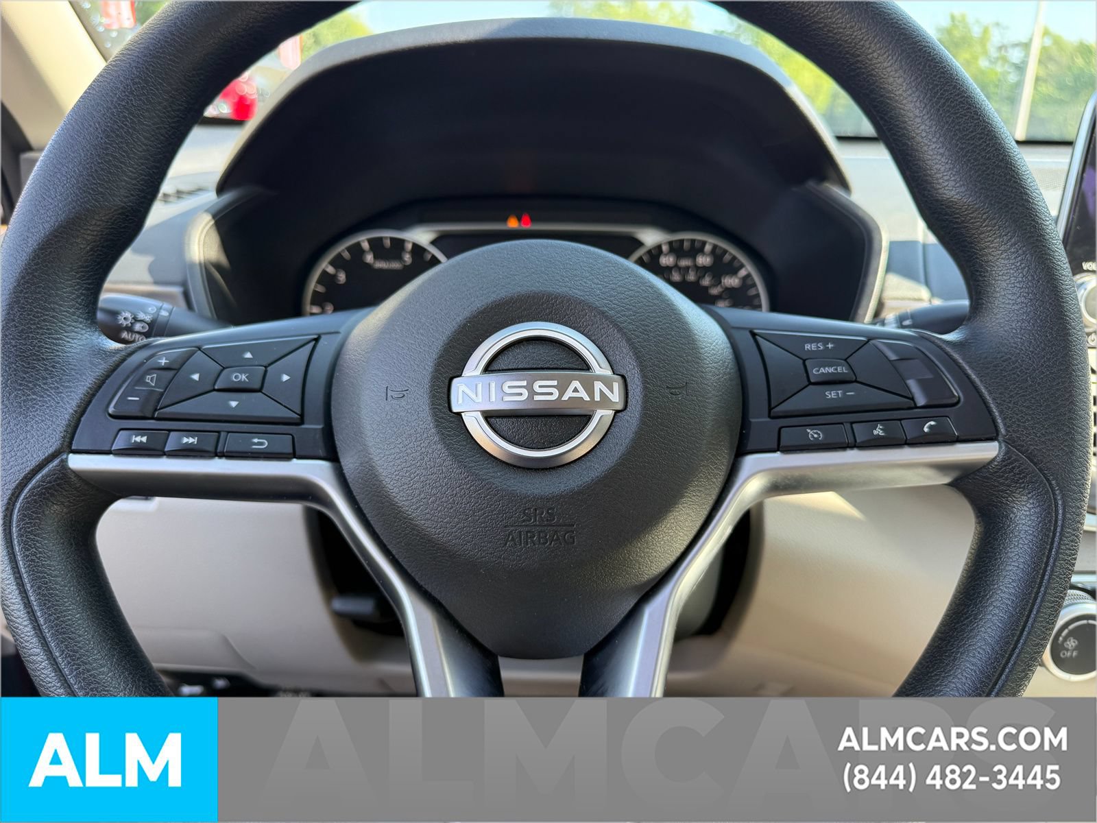 Used 2025 Nissan Altima 2.5 SV FWD image 18