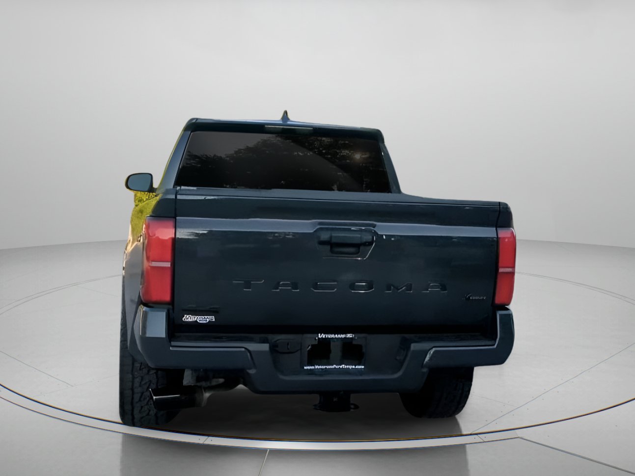 Used 2025 Toyota Tacoma SR5 AWD/4WD image 23