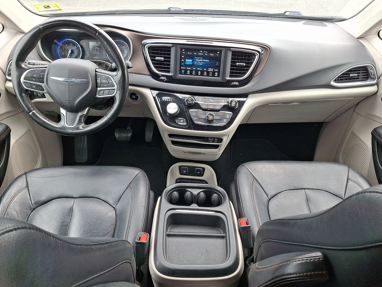 Used 2019 Chrysler Pacifica Touring-L FWD image 15