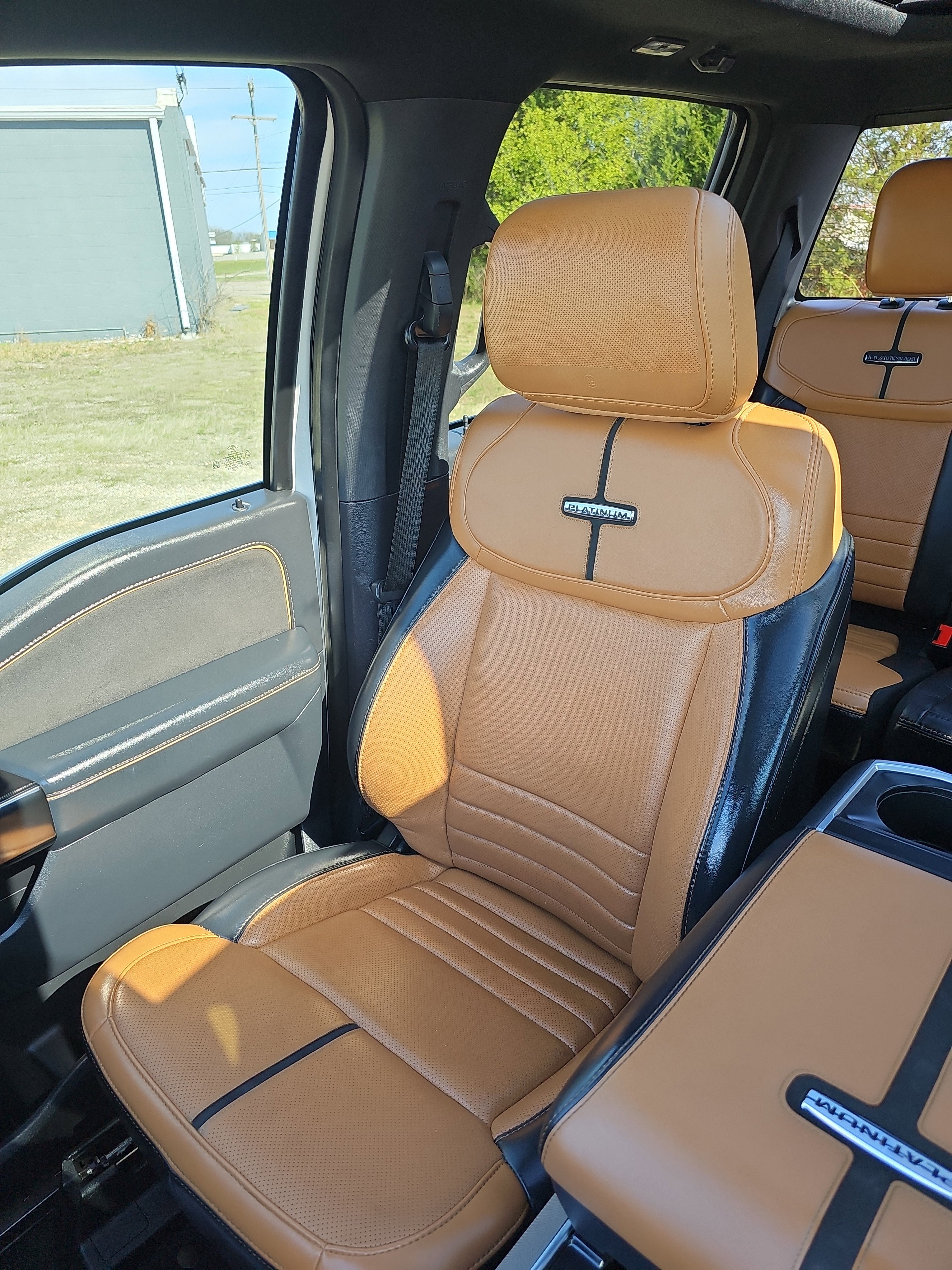 Certified 2023 Ford F150 Platinum w/ Equipment Group 701A High AWD/4WD image 40