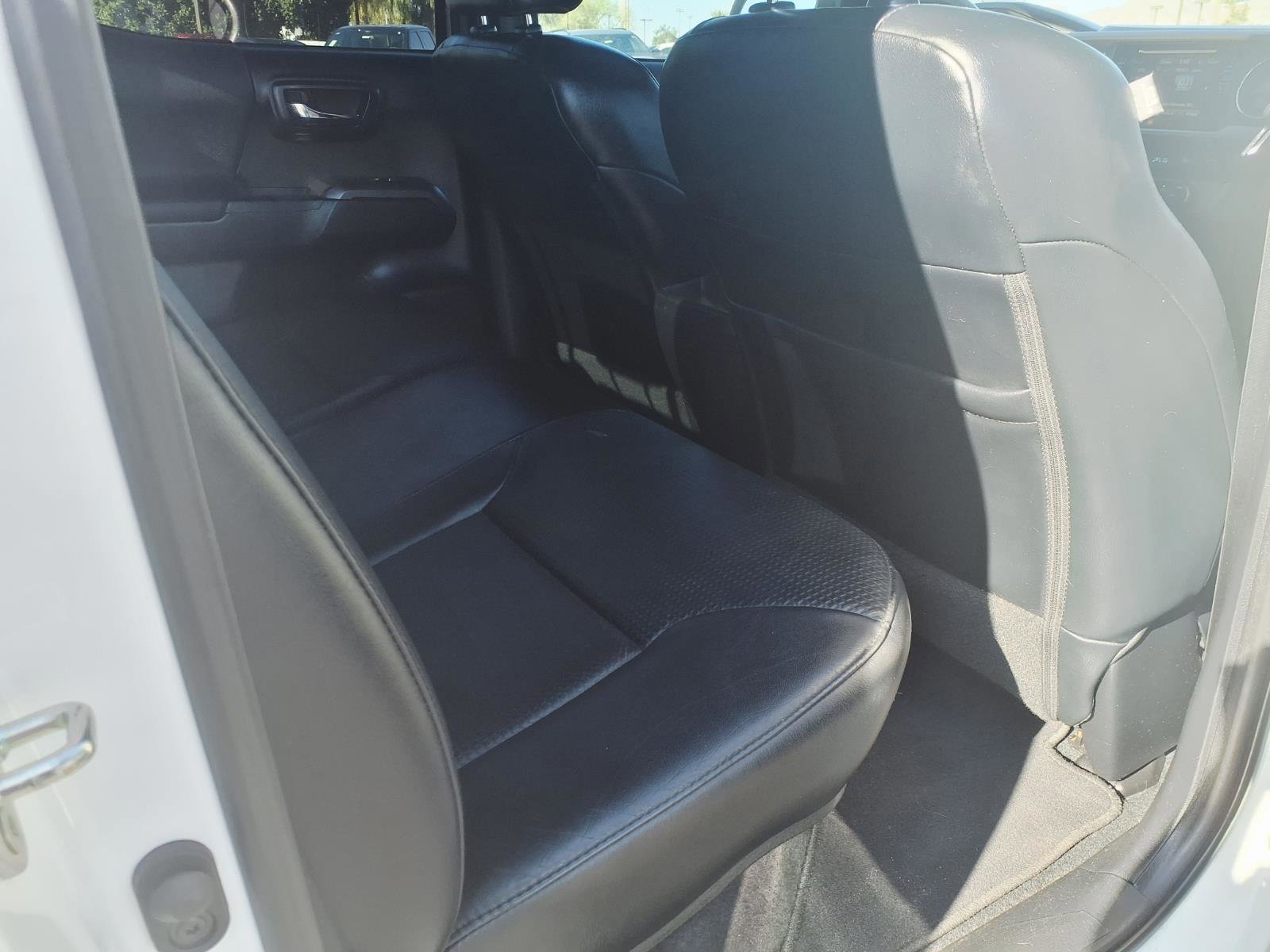 Used 2019 Toyota Tacoma TRD Off-Road image 13