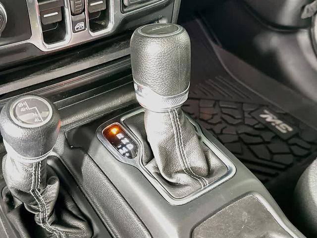 Used 2022 Jeep Gladiator Overland AWD/4WD image 19
