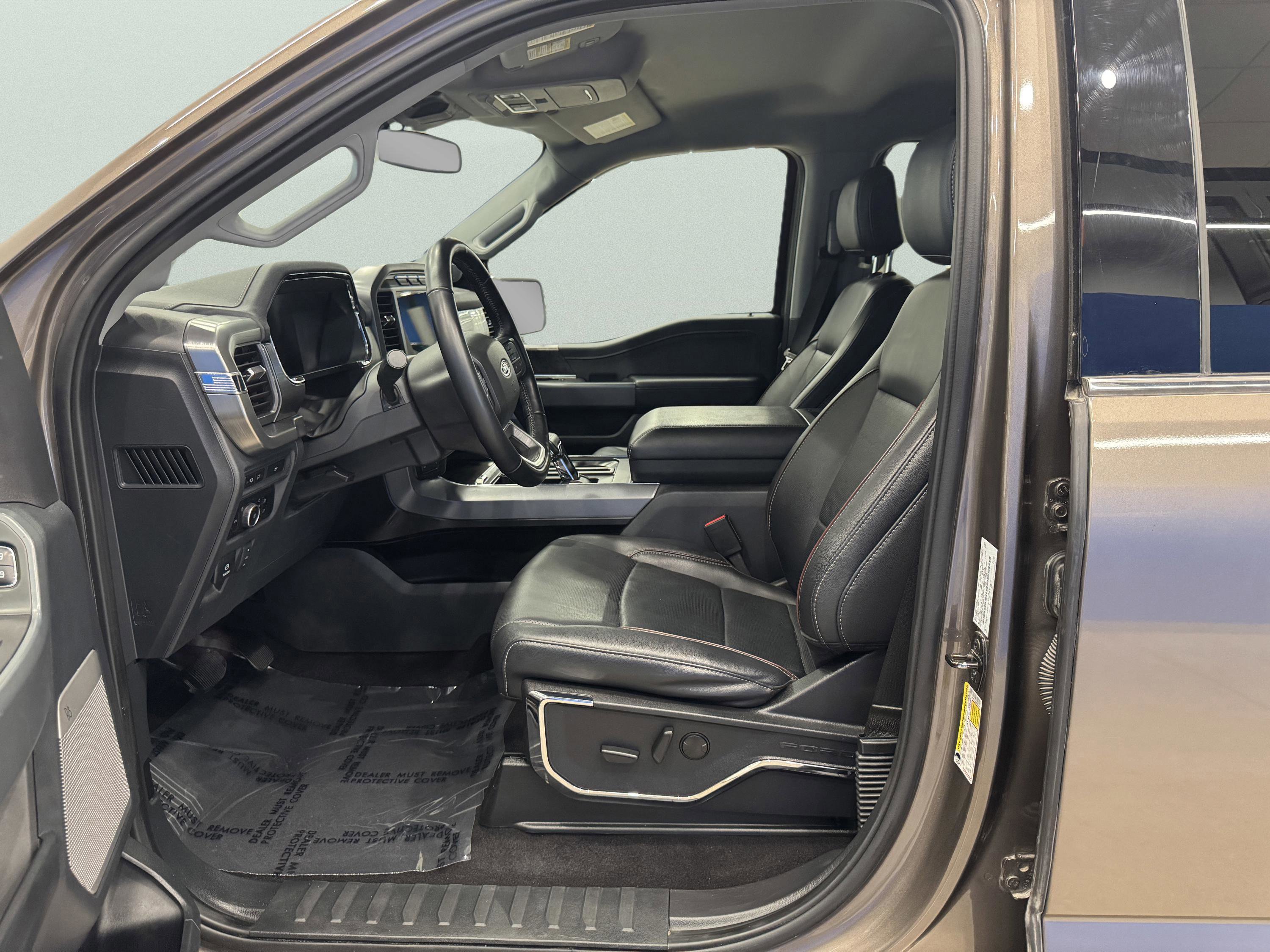 Certified 2023 Ford F150 Lariat w/ Trailer Tow Package image 10