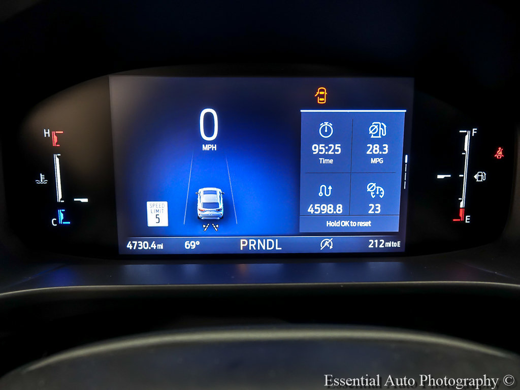 Certified 2025 Ford Escape ST-Line w/ Tech Pack #1 AWD/4WD image 15