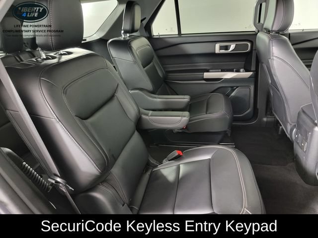 Certified 2023 Ford Explorer XLT w/ Equipment Group 202A AWD/4WD image 17